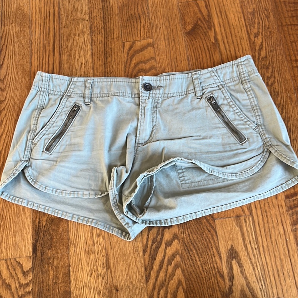 Hollister cargo shorts